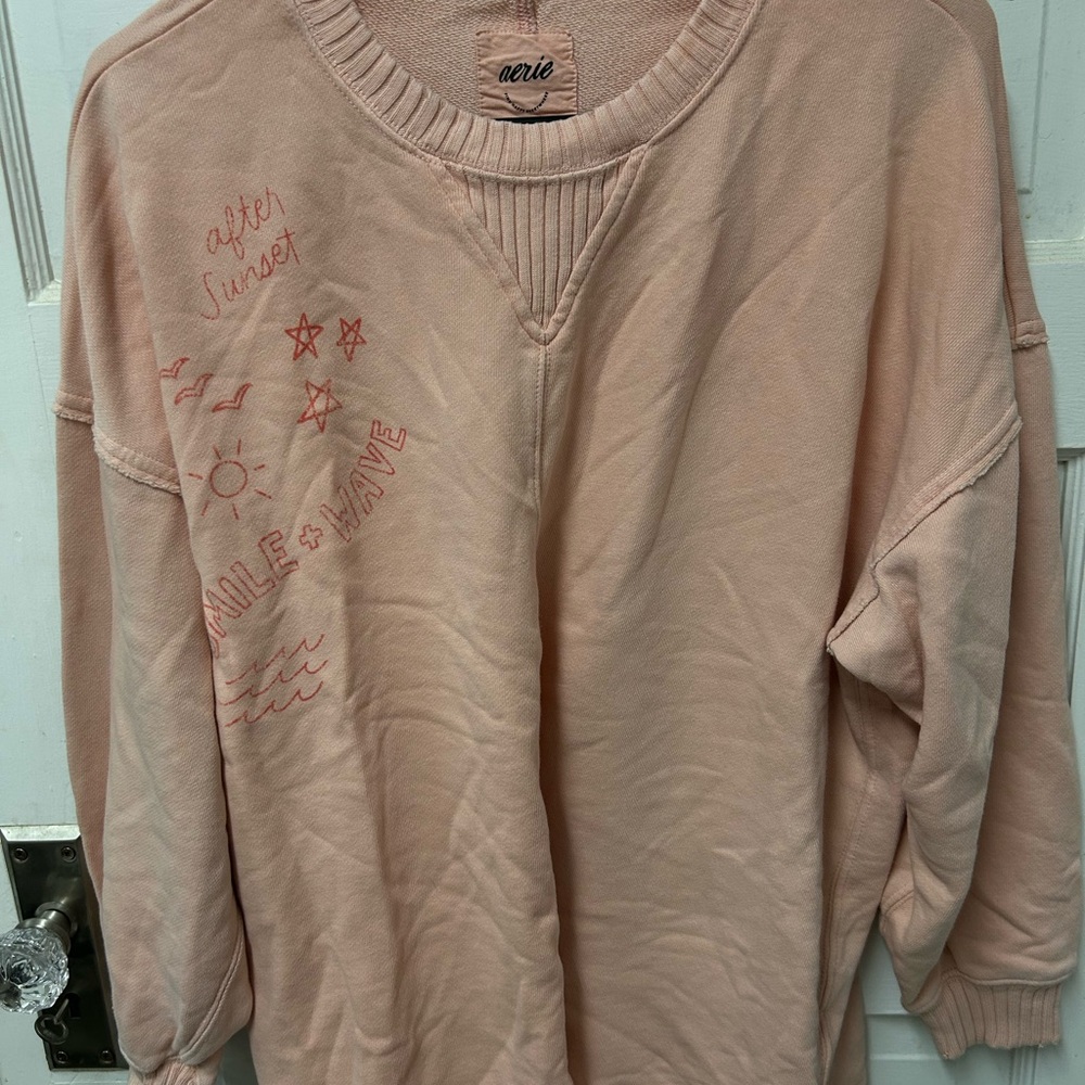 Aerie Blush Graphic Pullover